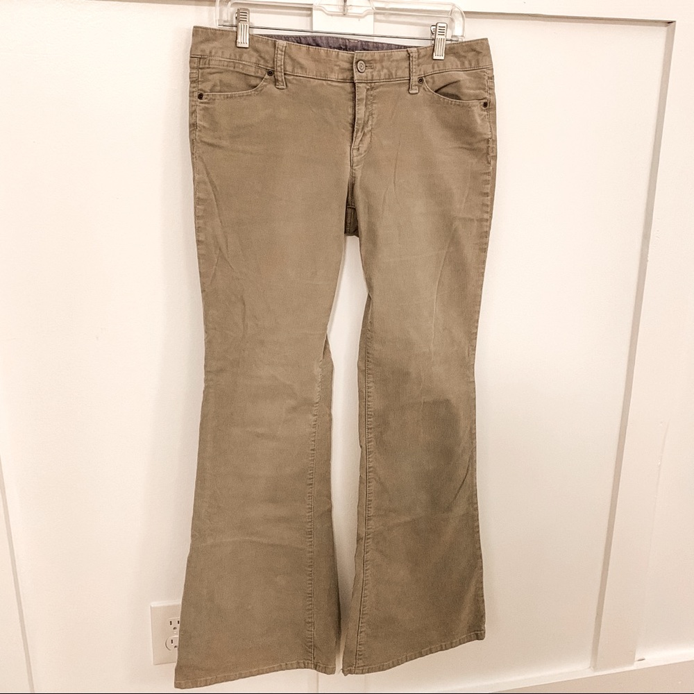 GAP Flared Thin Whale Corduroy Pants